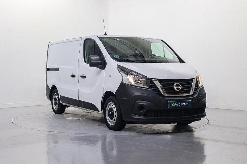 Usado Nissan NV300 120 CV (88 kW) 2021 Blanco Van
