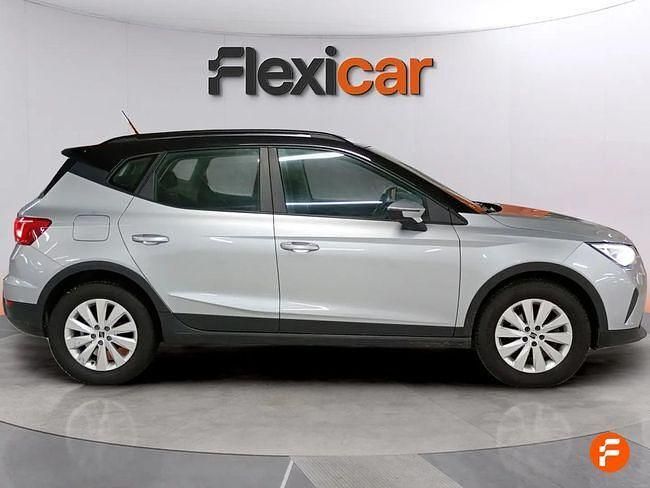 Usado Seat Arona Style 110 CV (80 kW) 2022 Gris SUV