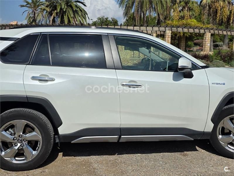 Usado Toyota RAV4 Hybrid Luxury 218 CV (160 kW) 2020 Blanco SUV