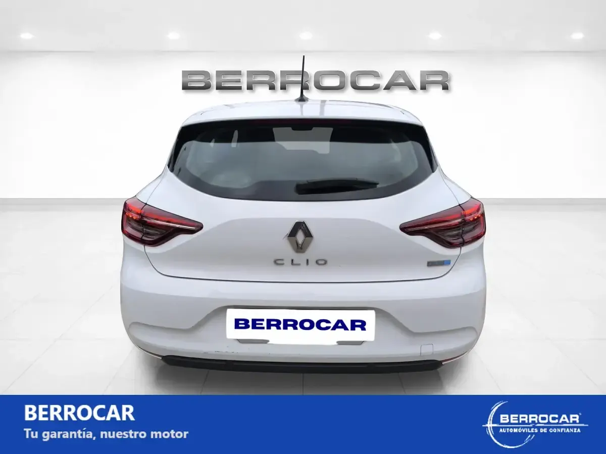 Usado Renault Clio Initiale Paris 140 CV (102 kW) 2021 Blanco Utilitario