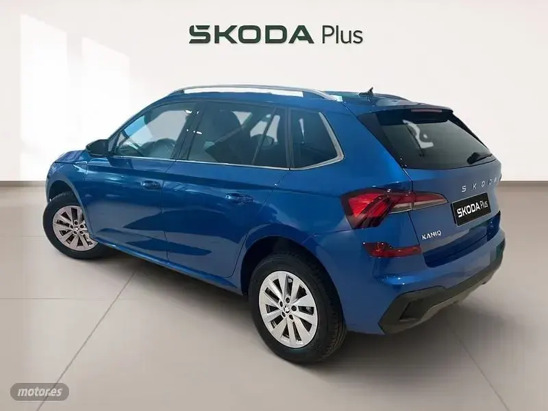 Usado Skoda Kamiq Selection 116 CV (85 kW) 2025 Azul SUV