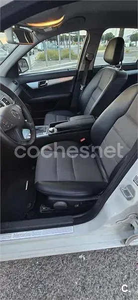 Usado Mercedes C200 Avantgarde 122 CV (89 kW) 2008 Blanco Berlina