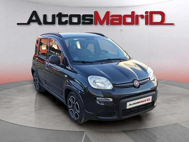 Usado Fiat Panda 71 HP (52 kW) 2022 Preto Sedan