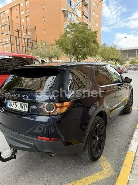 Usado Land Rover Discovery Sport HSE 180 CV (132 kW) 2016 Azul SUV