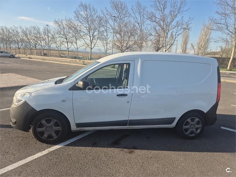 Usado Dacia Dokker Ambiance 75 CV (55 kW) 2017 Blanco Monovolumen