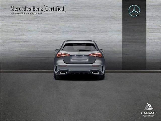 Usado Mercedes A250 AMG line 218 CV (160 kW) 2023 Gris montaña