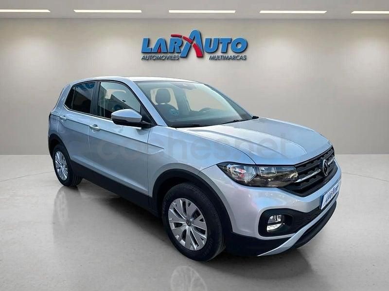 Usado VW T-Cross Edition 95 CV (69 kW) 2021 Gris / plata SUV
