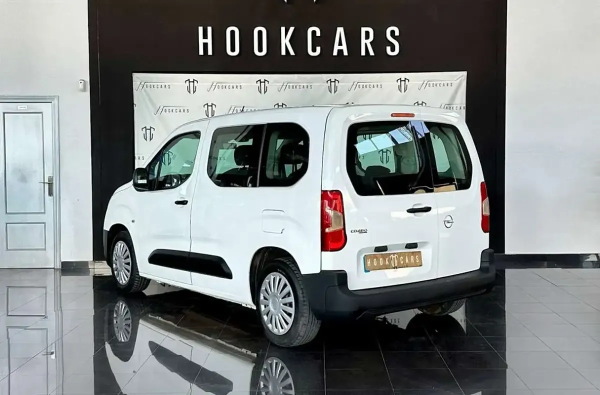 Usado Opel Combo Life Edition 102 CV (75 kW) 2021 Blanco Monovolumen