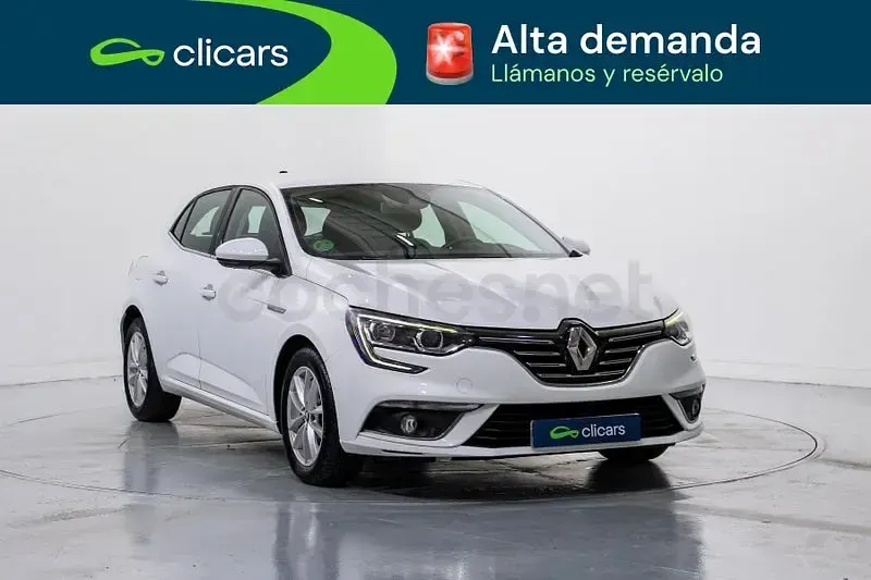 Usado Renault Mégane IV Zen 130 CV (95 kW) 2017 Blanco Berlina