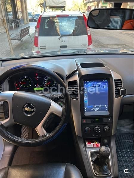 Usado Chevrolet Captiva LT 150 CV (110 kW) 2010 Gris / plata SUV