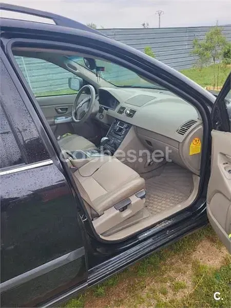 Usado Volvo XC90 163 CV (119 kW) 2004 Negro SUV