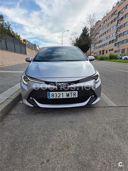 Usado Toyota Corolla Plus 140 CV (102 kW) 2022 Gris / plata Berlina