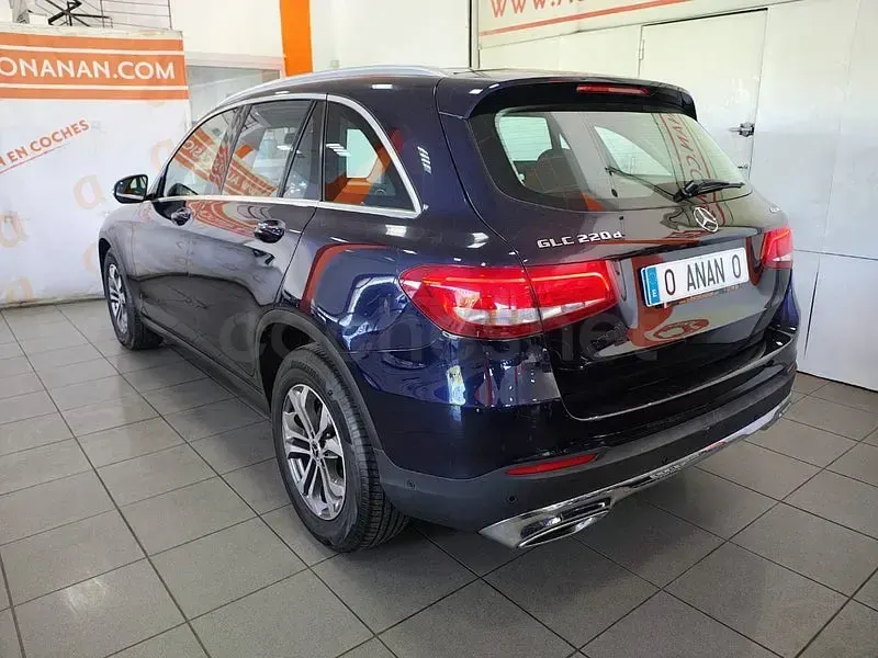 Usado Mercedes GLC220 170 CV (125 kW) 2018 Azul SUV