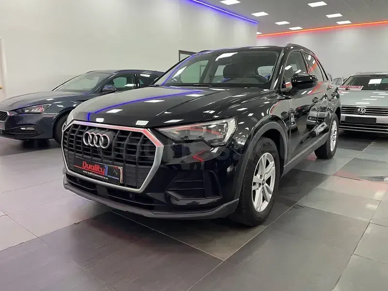 Usado Audi Q3 150 CV (110 kW) 2021 Negro SUV