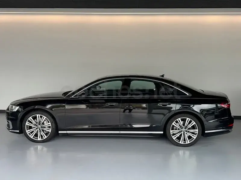 Usado Audi A8 S-Line 340 CV (250 kW) 2020 Negro Berlina