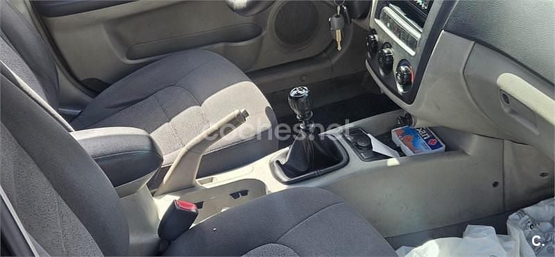 Usado Kia Cerato LX 102 CV (75 kW) 2006 Negro Berlina