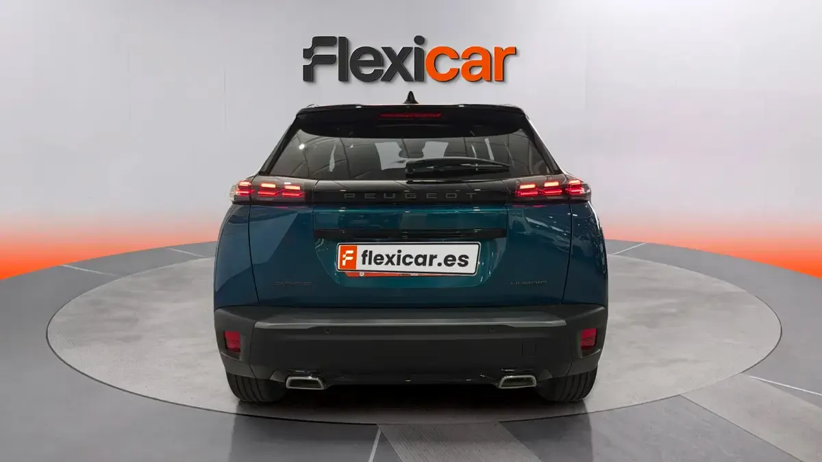 Usado Peugeot 2008 GT 145 CV (106 kW) 2026 Azul SUV