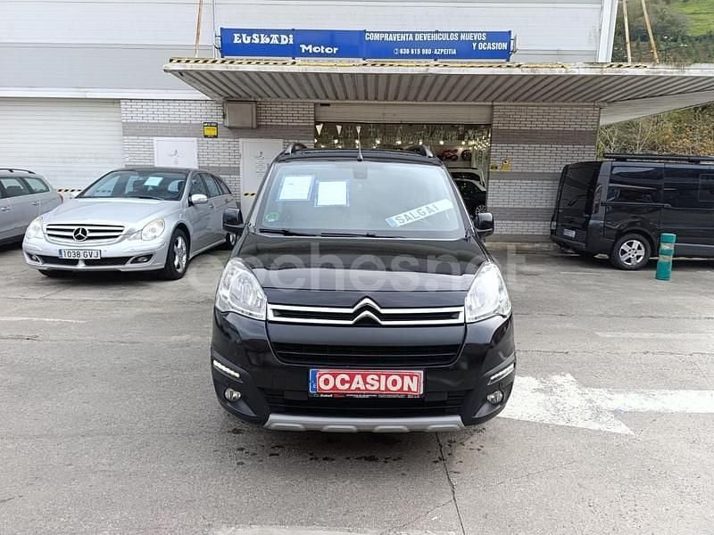 Usado Citroën Berlingo Feel 130 CV (95 kW) 2018 Negro Monovolumen