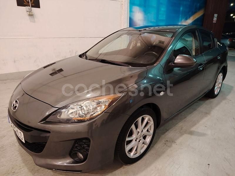 Gris / plata Usado 2012 Mazda 3 Style Berlina | 4890 € (Buen precio) - Imagen 1/4