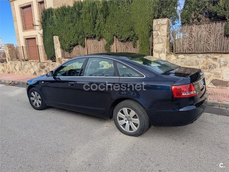 Usado Audi A6 180 CV (132 kW) 2005 Negro Berlina