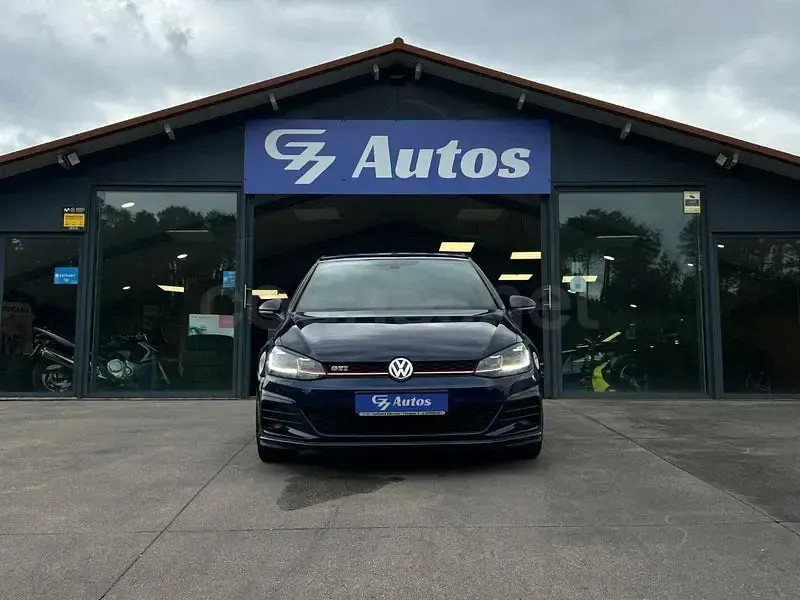 Usado VW Golf VII GTI 245 CV (180 kW) 2018 Azul Berlina