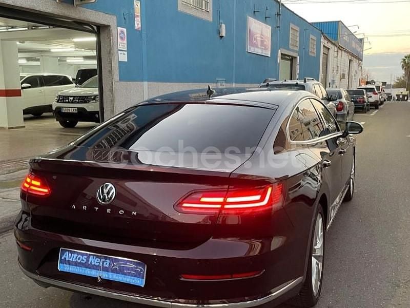 Usado VW Arteon Elegance 150 CV (110 kW) 2018 Burdeos Coupe