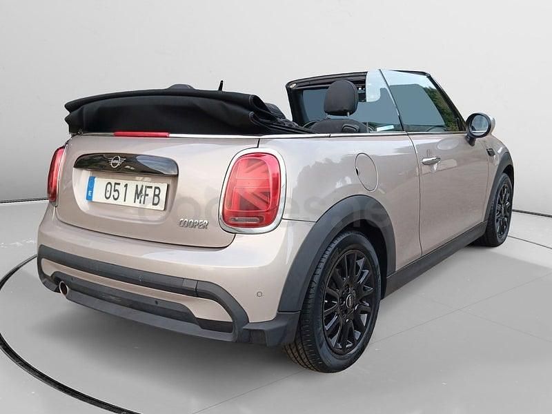 Usado Mini Cooper Cabriolet 136 CV (100 kW) 2023 Gris / plata Descapotable