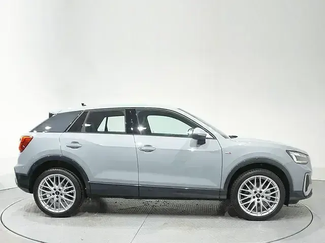 Occasion Audi Q2 S-Line 116 ch (85 kW) 2025 Gris SUV