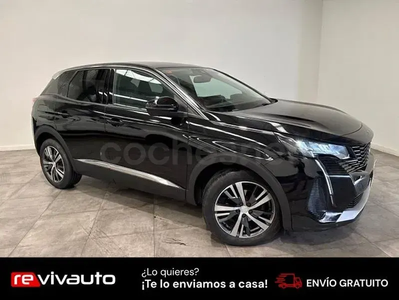 Usado Peugeot 3008 Allure 131 CV (96 kW) 2021 Negro SUV