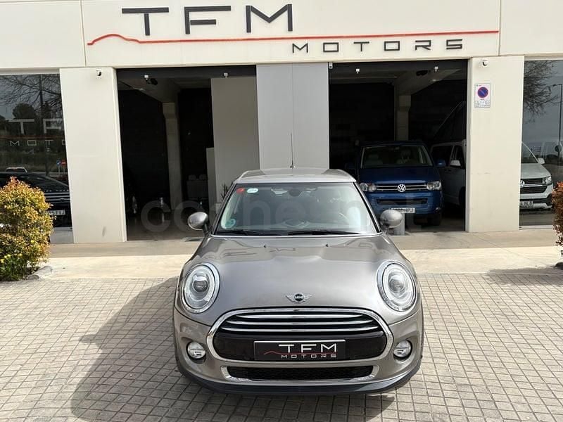 Usado Mini Cooper D 116 CV (85 kW) 2017 Gris / plata Utilitario