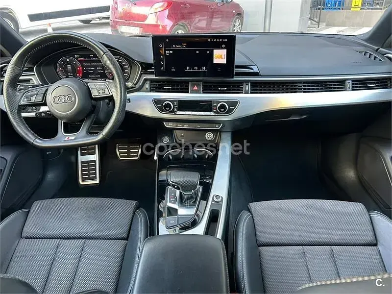 Usado Audi A4 S-Line 163 CV (119 kW) 2021 Negro Familiar