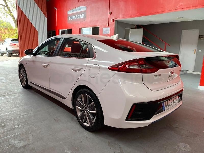 Usado Hyundai Ioniq 141 CV (103 kW) 2017 Blanco Utilitario