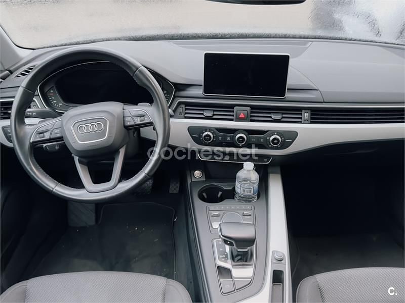 Usado Audi A4 Design 150 CV (110 kW) 2016 Gris / plata Berlina