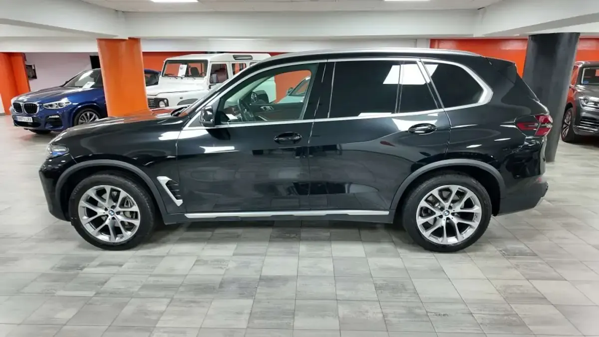 Usado BMW X5 xLine 298 CV (219 kW) 2023 Negro SUV