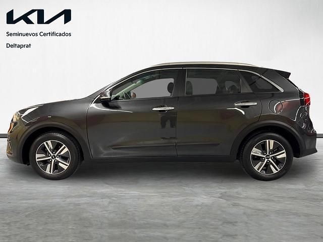 Usado Kia Niro 141 CV (103 kW) 2022 Gris / plata SUV