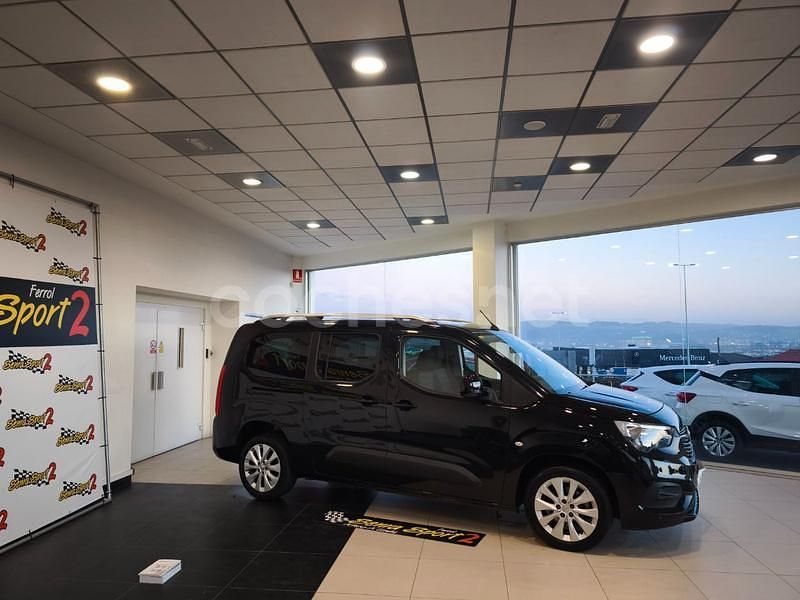 Usado Opel Combo Life Selective 102 CV (75 kW) 2020 Negro Monovolumen