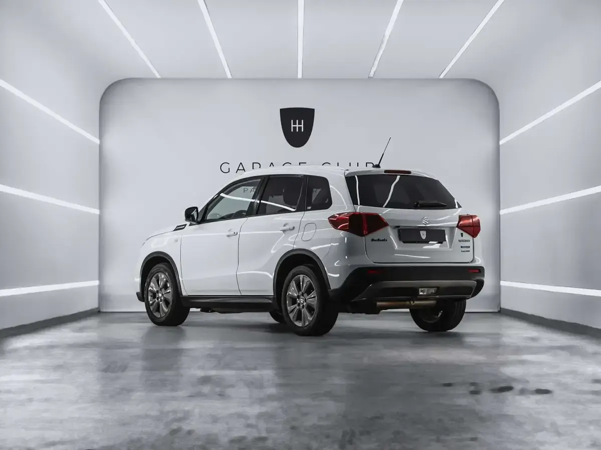 Usado Suzuki Vitara GLX 129 CV (94 kW) 2021 Blanco SUV