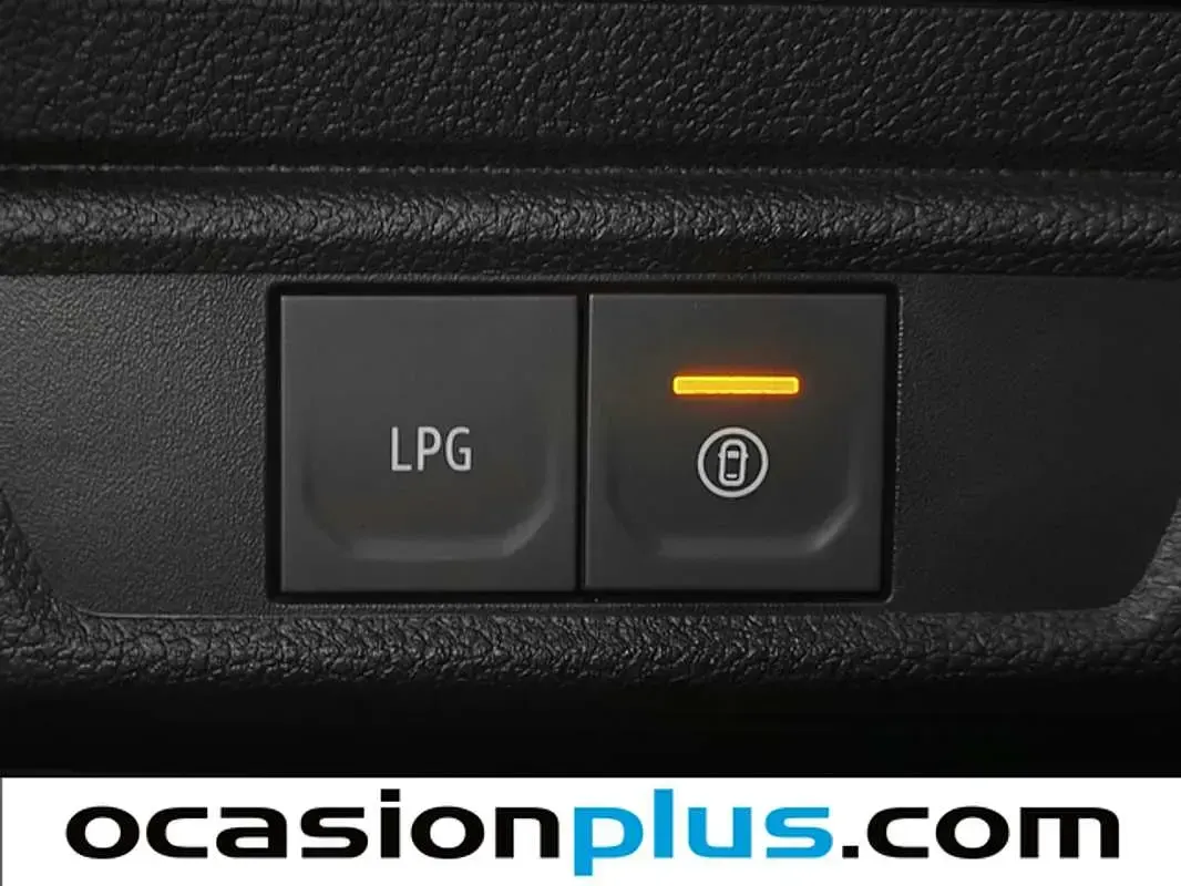 Usado Dacia Sandero Essentiel 101 CV (74 kW) 2024 Negro Utilitario