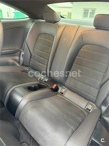 Usado Mercedes C200 184 CV (135 kW) 2019 Gris / plata Coupe