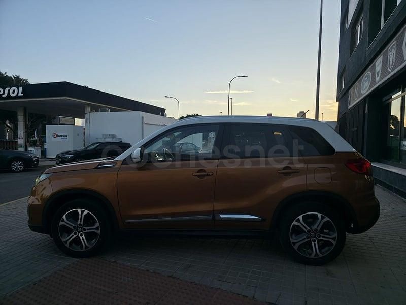 Usado Suzuki Vitara GLX 120 CV (88 kW) 2015 Naranja SUV