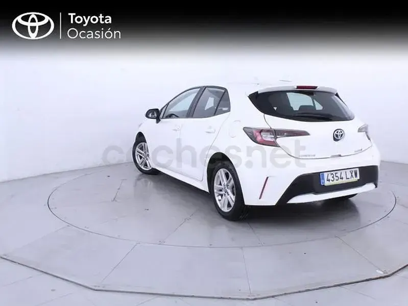 Usado Toyota Corolla Active 122 CV (89 kW) 2022 Blanco Berlina