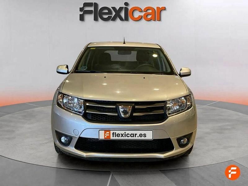 Usado Dacia Sandero Lauréate 90 CV (66 kW) 2016 Gris / plata Utilitario
