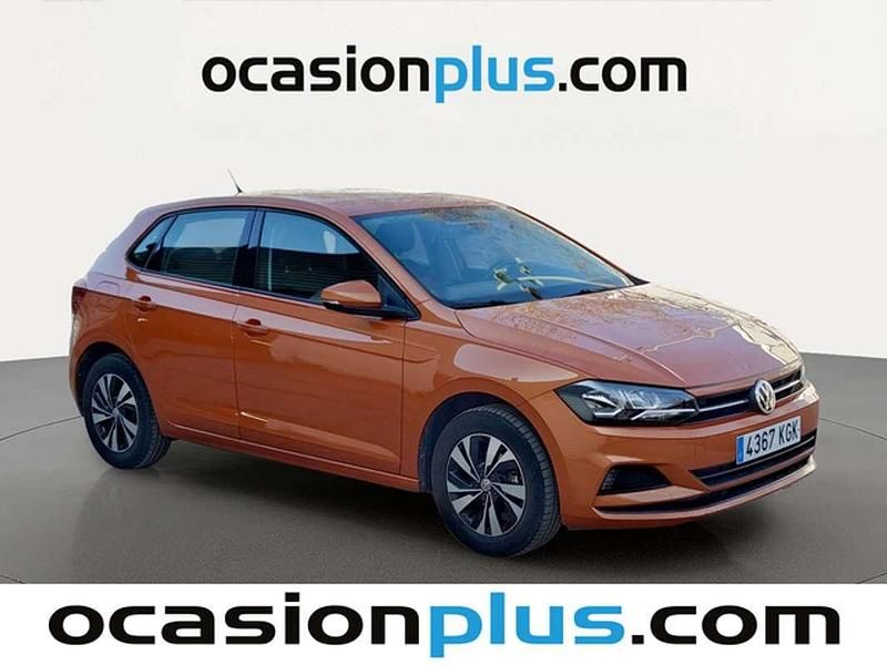 Usado VW Polo Advance 95 CV (69 kW) 2017 Naranja Utilitario