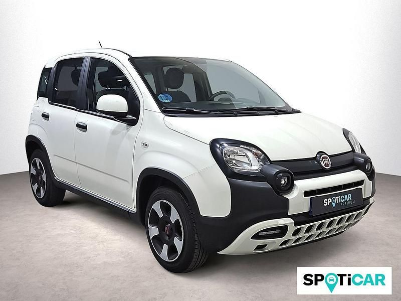 Blanco Usado 2023 Fiat Panda Cross Cross Utilitario | 12.950 € (Un poco caro) - Imagen 1/4