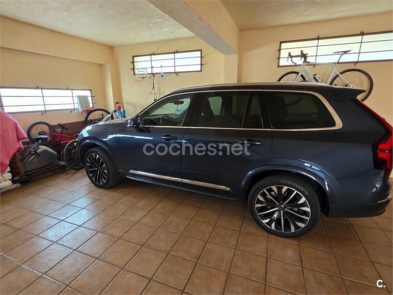 Azul Usado 2025 Volvo XC90 Plus SUV | 72.000 € - Imagen 1/4