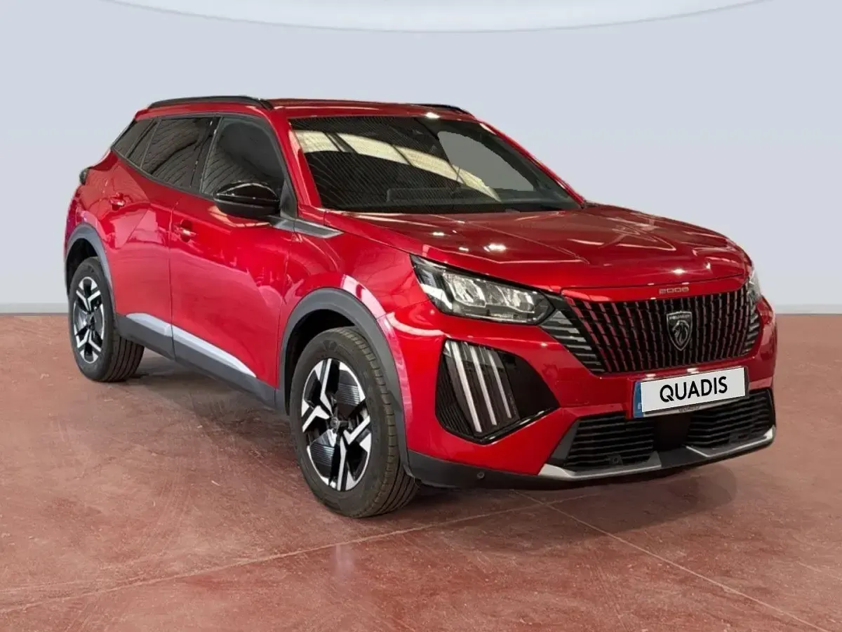 Usado Peugeot 2008 Allure 101 CV (74 kW) 2024 Rojo SUV