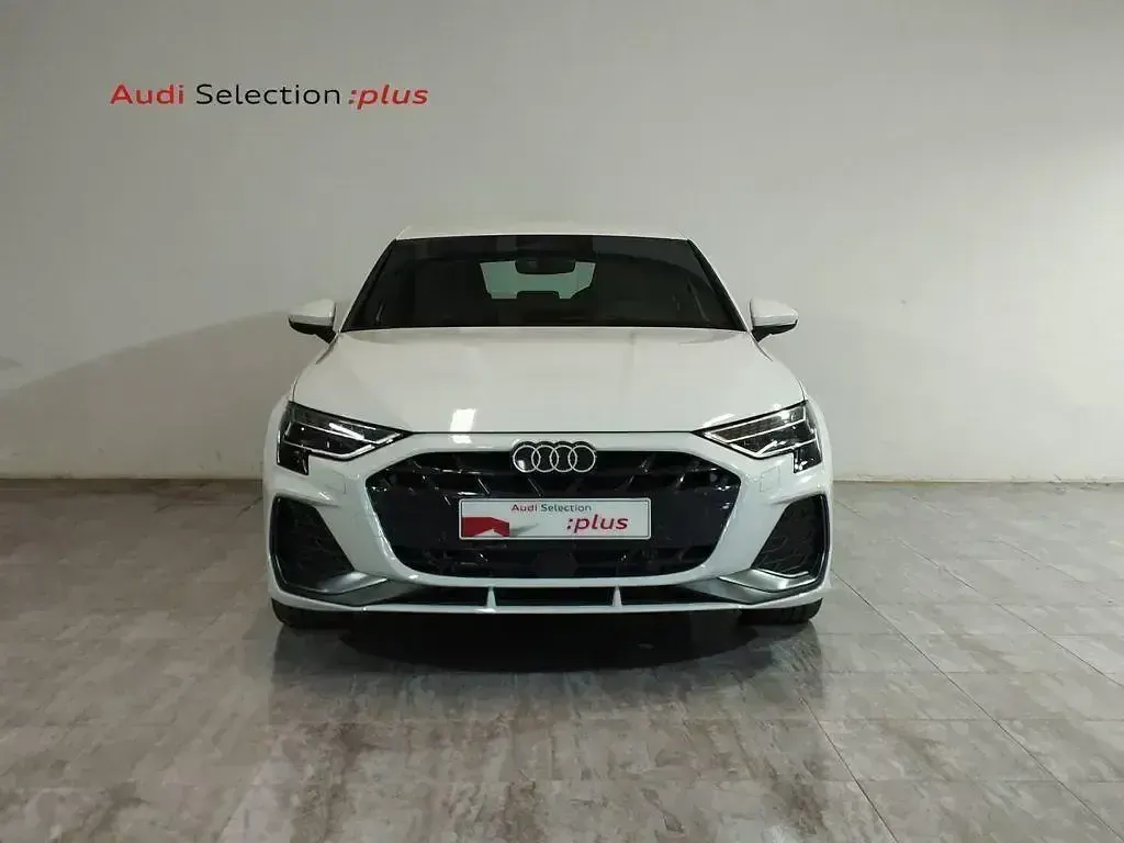 Usado Audi A3 e-tron S-Line 204 CV (150 kW) 2026 Blanco Utilitario