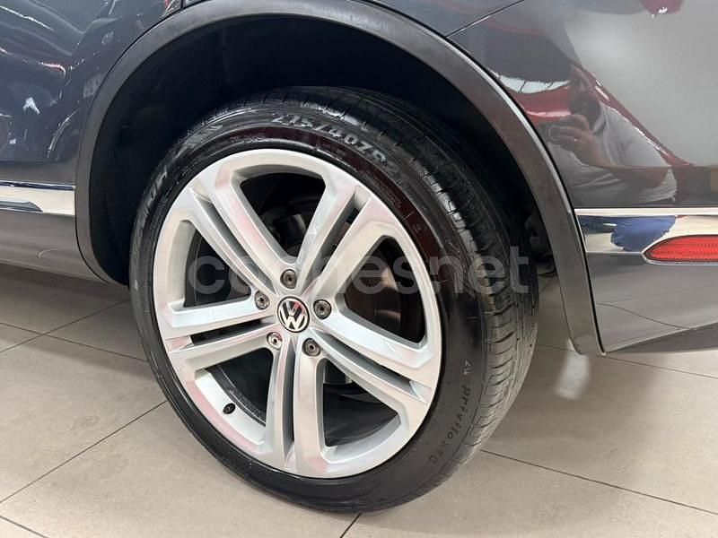 Usado VW Touareg Terrain Tech 262 CV (192 kW) 2015 Gris / plata SUV