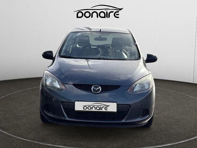 Usado Mazda 2 Active 68 CV (50 kW) 2009 Gris / plata Utilitario