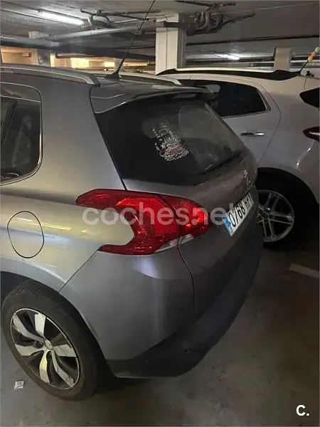 Usado Peugeot 2008 Allure 115 CV (84 kW) 2013 Gris / plata SUV